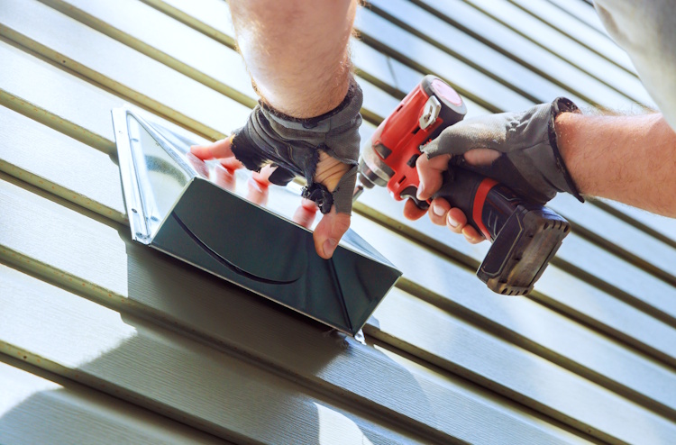 15 Essential Steps for DIY Siding Installation: A Complete Professional Guide